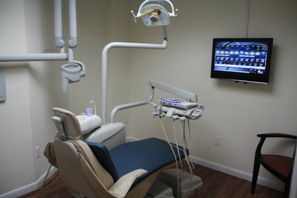 Hasbrouck Heights NJ Dental Office: Patient Treatment Chair photo 